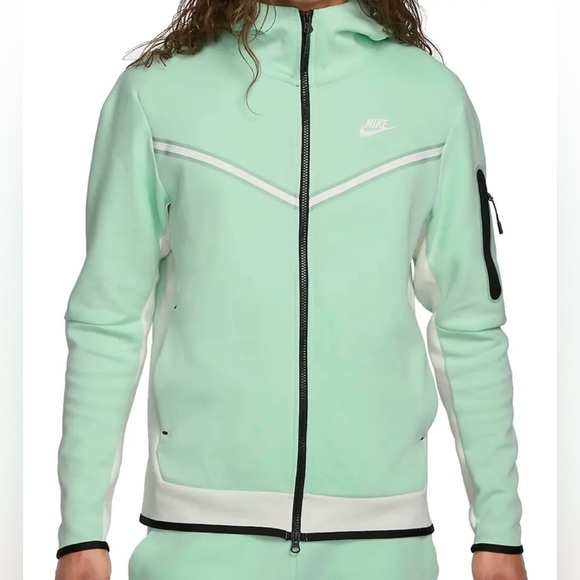 Nike Tech Fleece Men's Full-Zip Hoodie New with Tags (CU4489 379) - [CU4489-379] - Picture 1 of 9